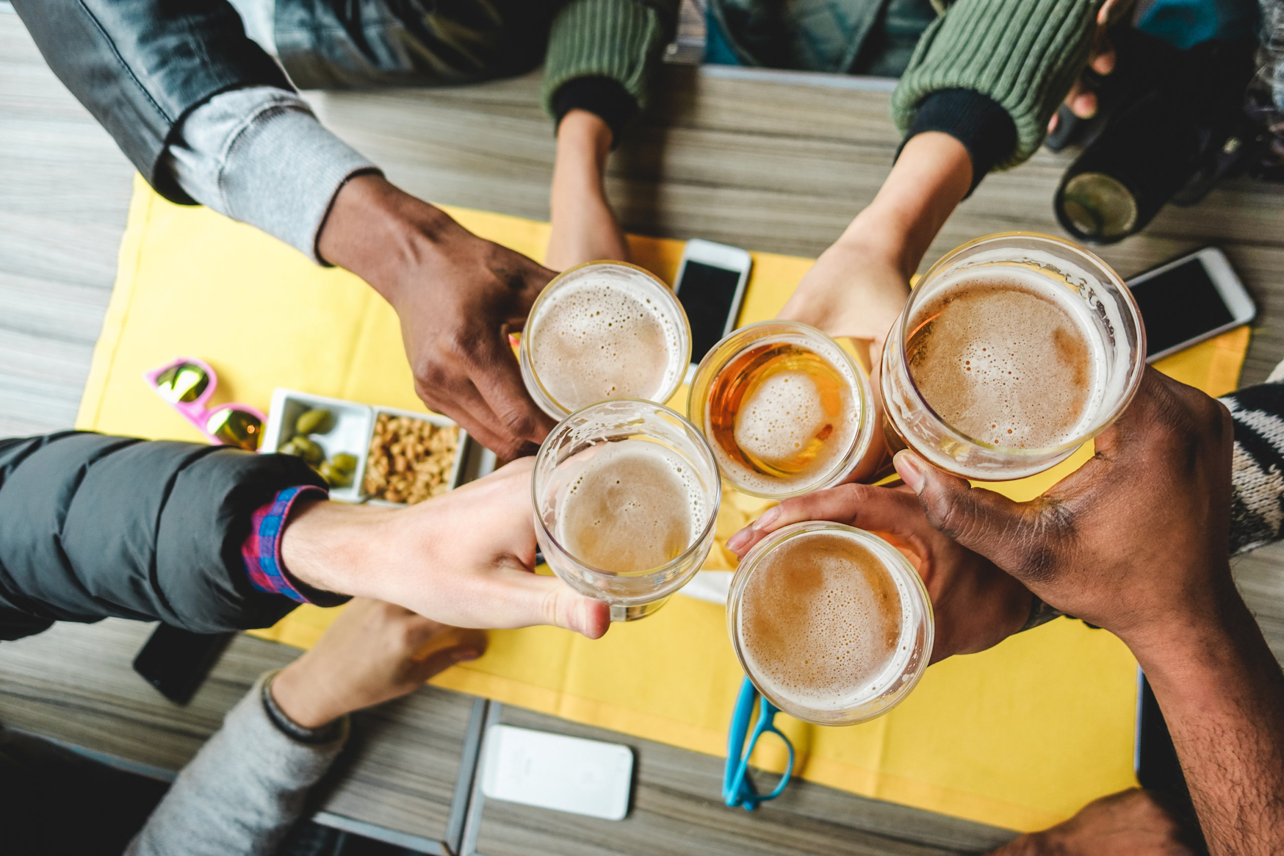 happy hour drinks